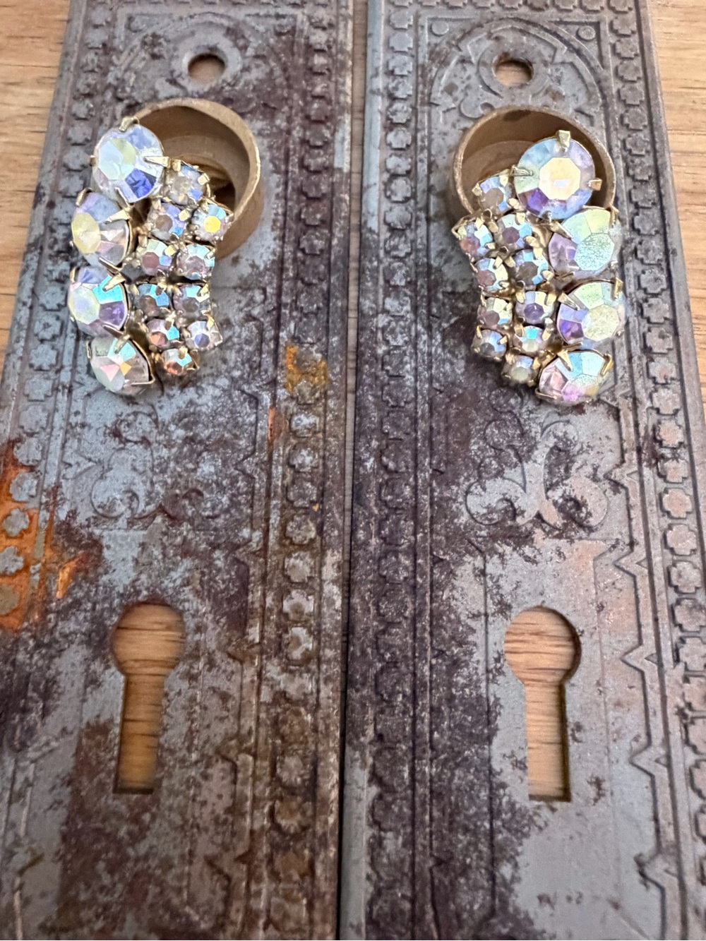1960s Aurora Borealis Rhinestone Cluster Clip On Earrings Gold Tone